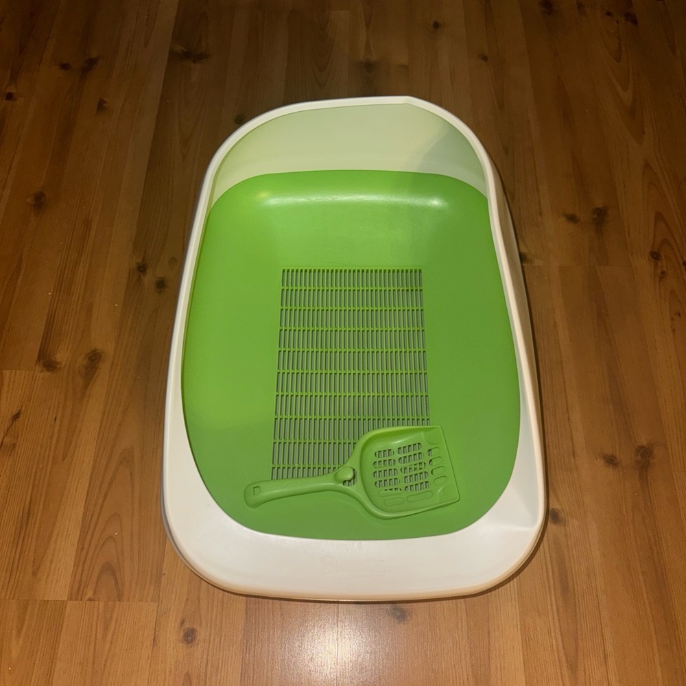 [SOLD] Purina Tidy Cats Breeze Cat Litter Box System